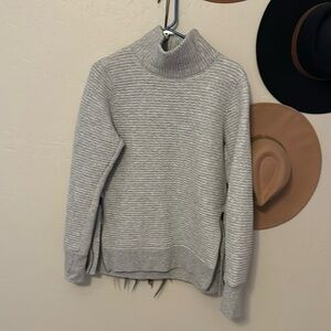 basic pullover